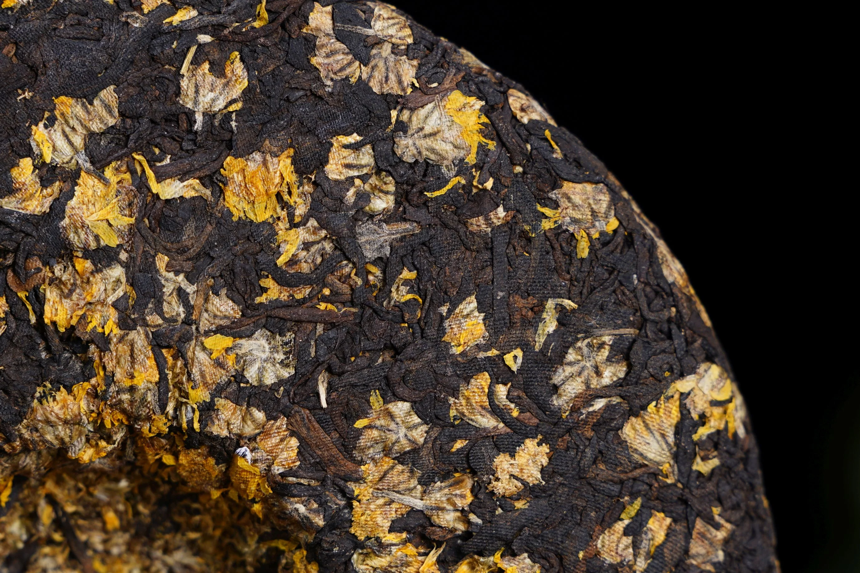 Huang Shan Chrysanthemum and Ripe Pu-erh Tea Cake€5.50Ripe Pu-erh TeamySiteTEAWAVY