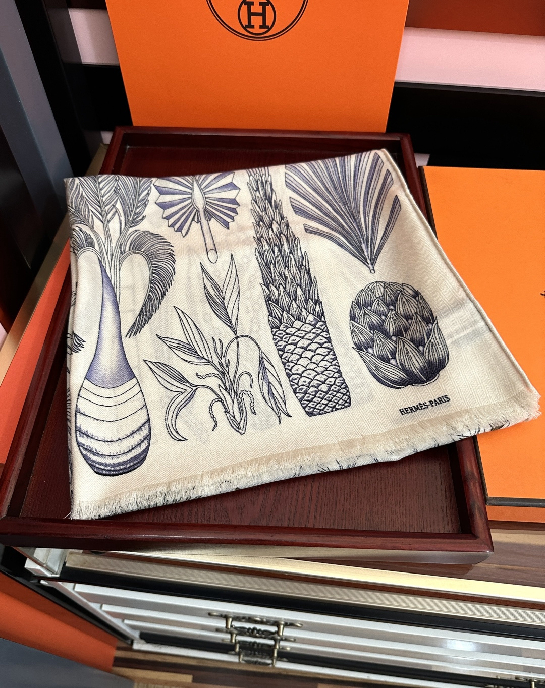 [TOP] HERMES Scarf 65x185cm - Beige - 711 Luxury