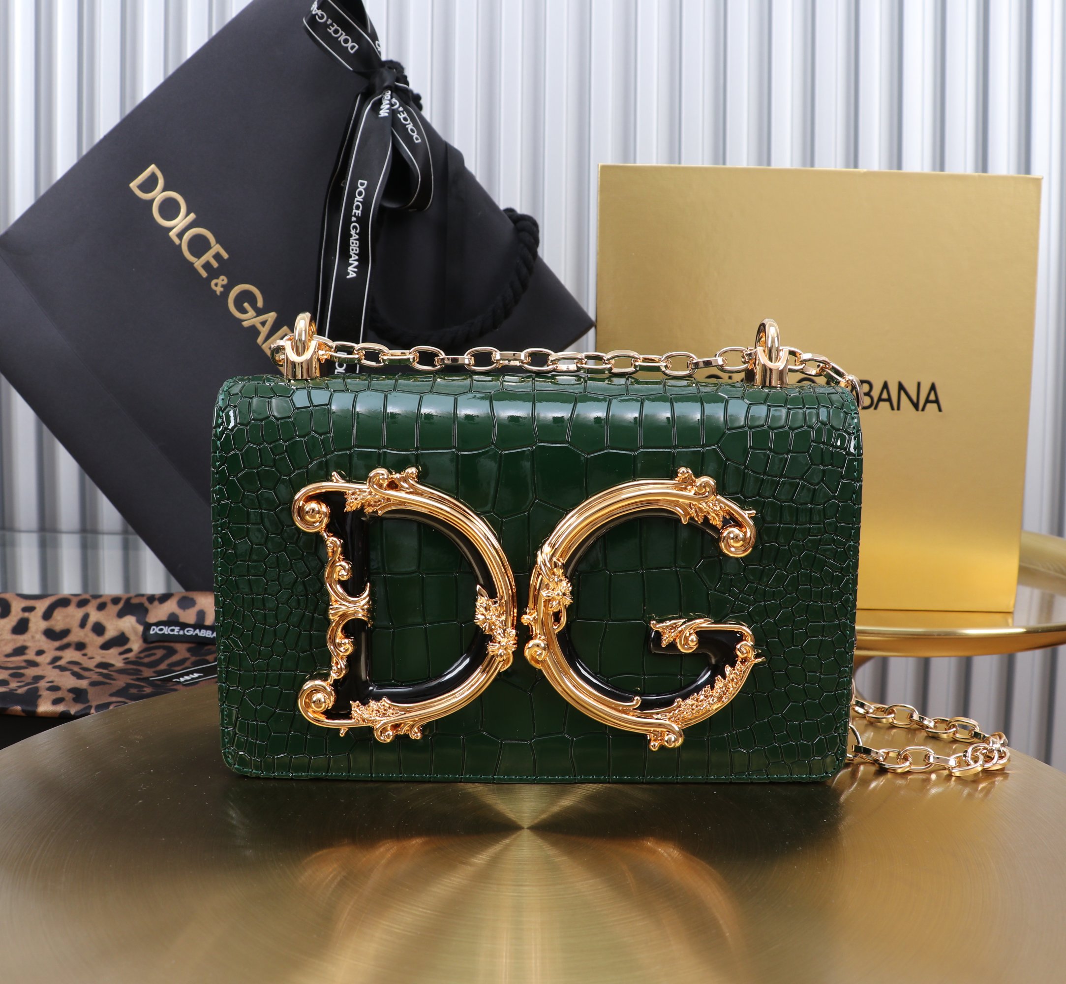 [TOP] Dolce & Gabbana D&G Girls Bag Crocodile-patterned Cowhide 21x5x13.5 cm - Green - 711 Luxury