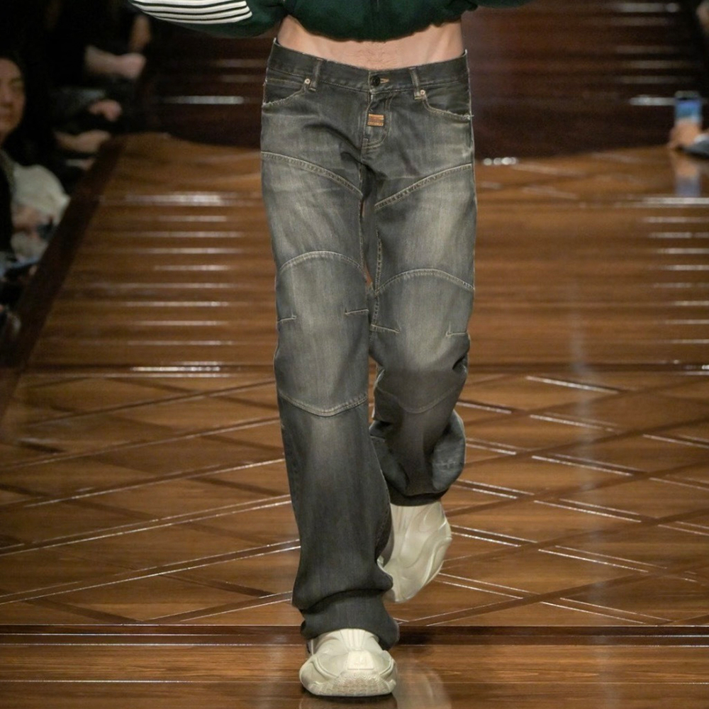 Balenciaga Baggy Silhouette Pocket Jeans #378241