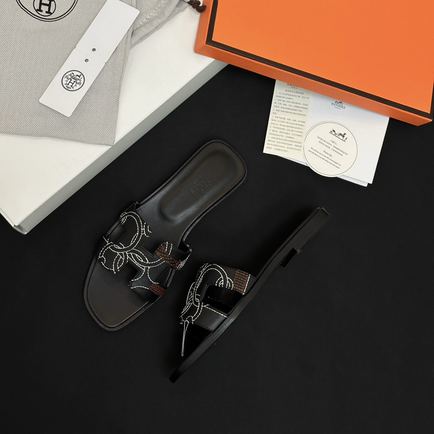 Designer Shoes Hermès Oran sandal #386854 View 2 | Nigo Office