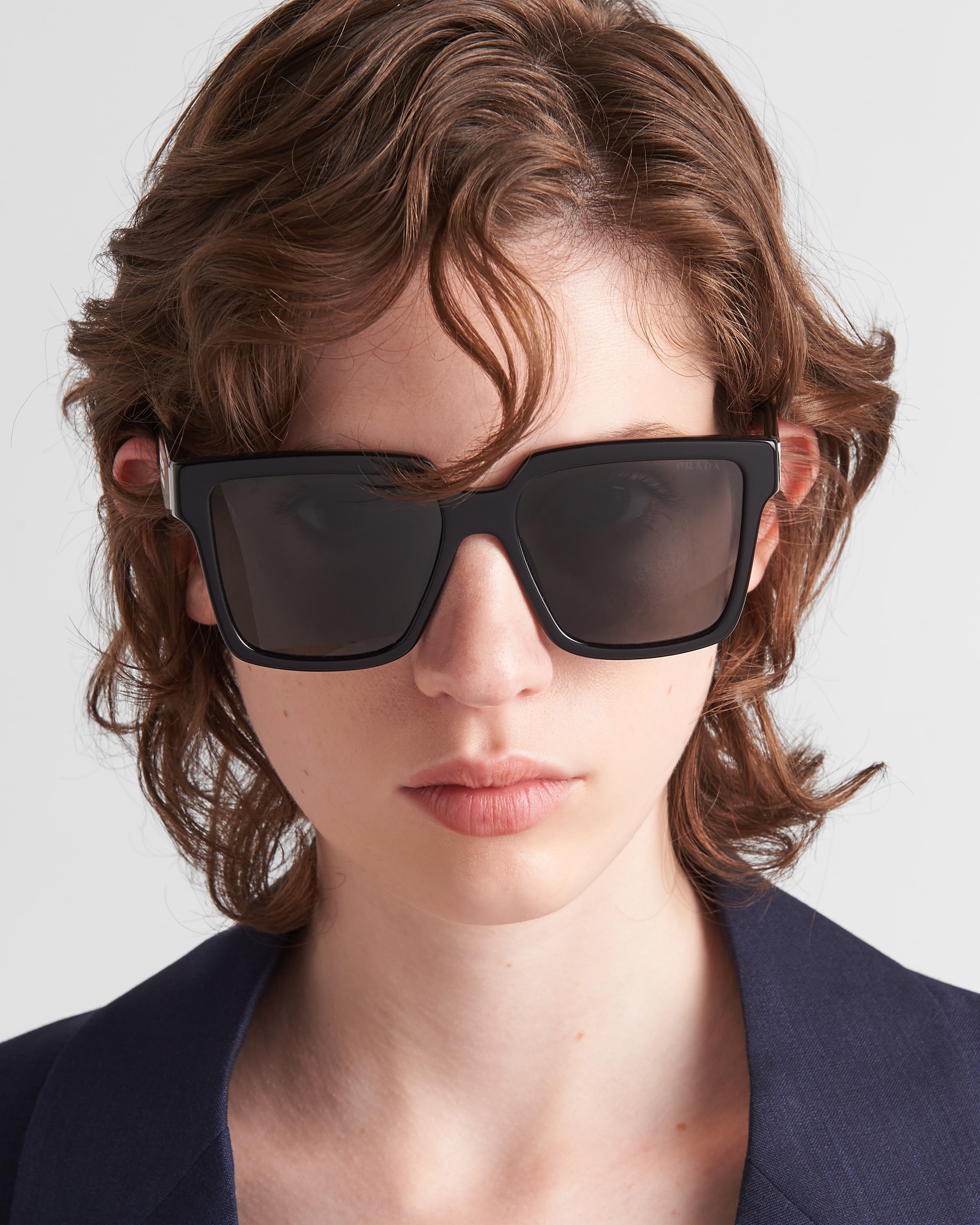 Prada gray Sunglasses PRADA Slate Gray Lenses Sunglasses With Prada Logo #396074 View 2 | Nigo Office