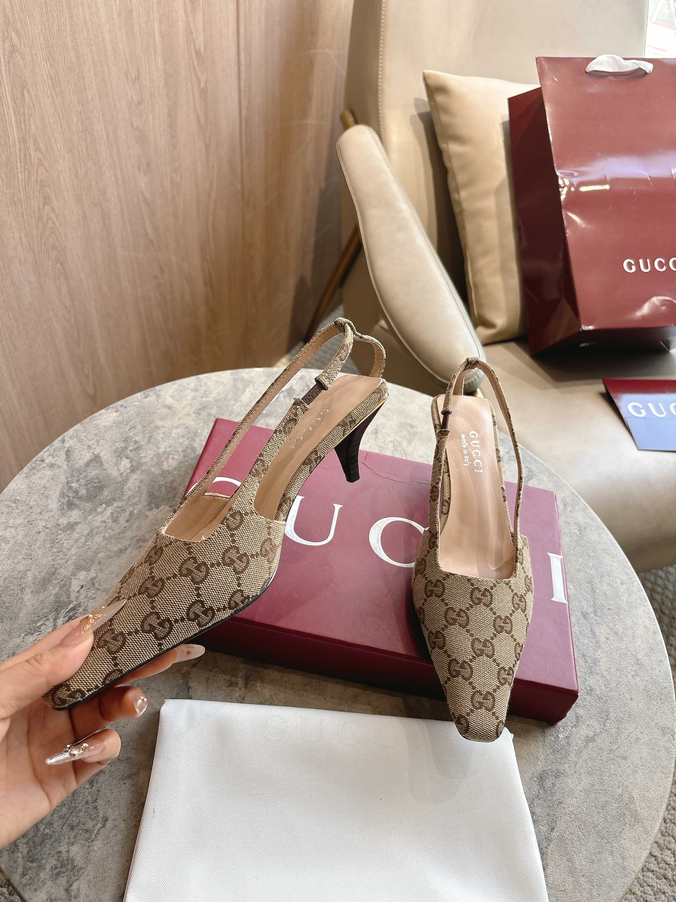 [TOP] GUCCI Shoes - Brown - 711 Luxury