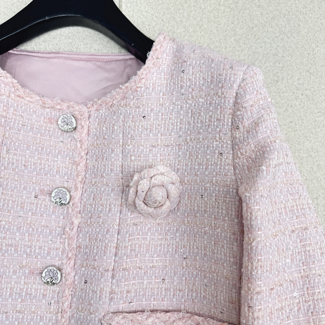 [TOP] CHANEL  Short Woven Jacket - Pink