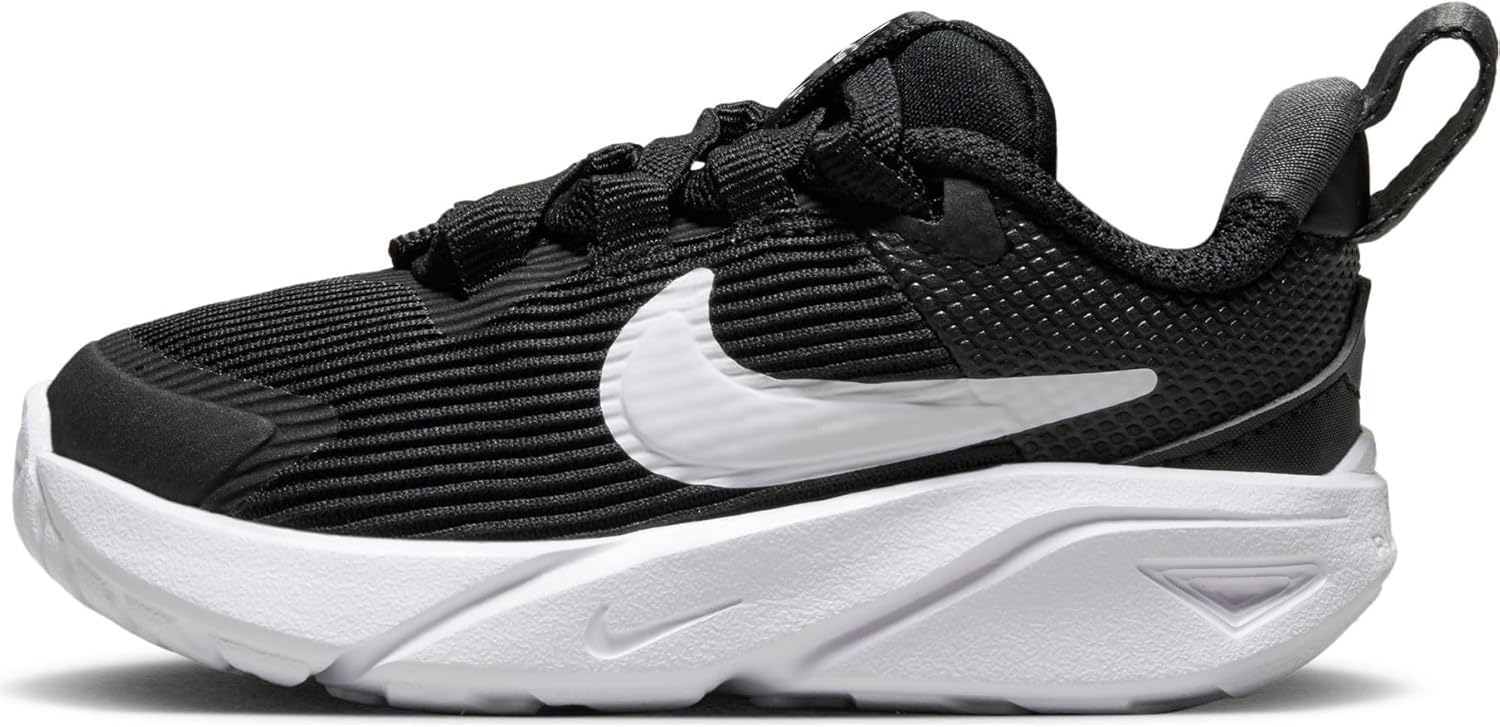 Nike Unisex-Child Star Runner 4 Nn (Gs)