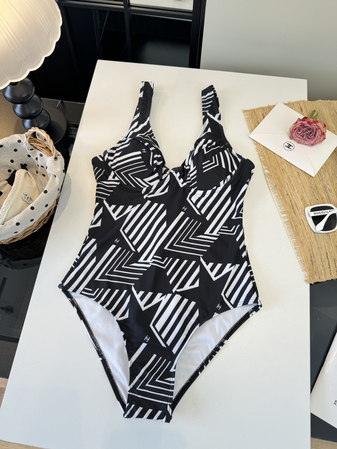 [TOP] CHANEL One-Piece Swimsuit - 2 Color