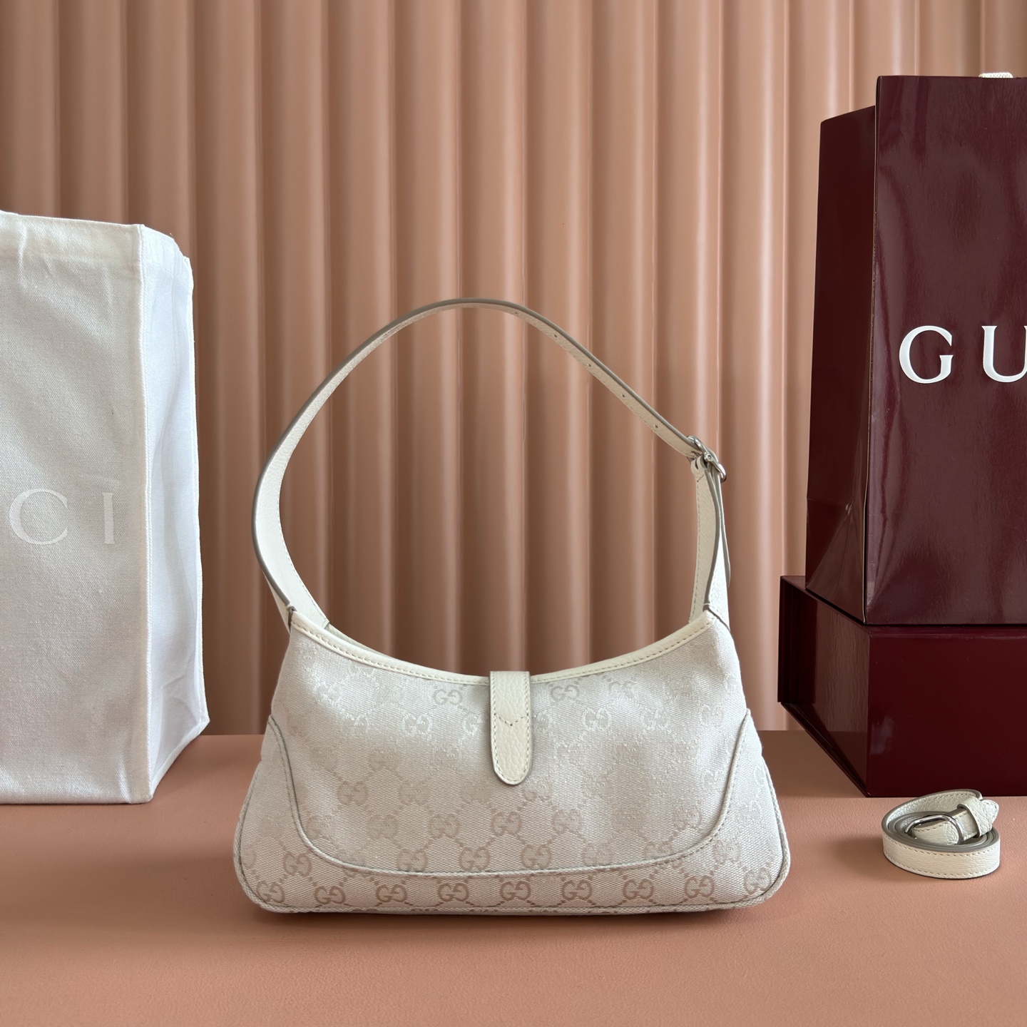 [TOP] GUCCI Generation The Jackie 1961 Bag 28 x 16 x 3.5 cm - Beige - 711 Luxury