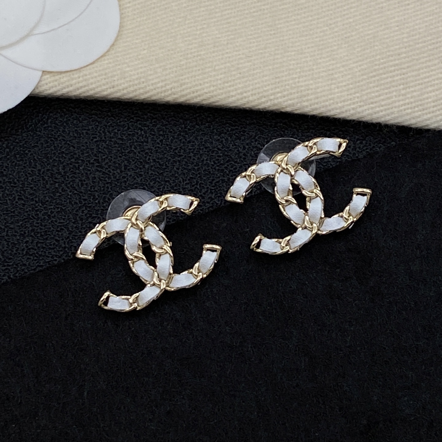 [TOP] CHANEL Earrings - 2 Colors - 711 Luxury