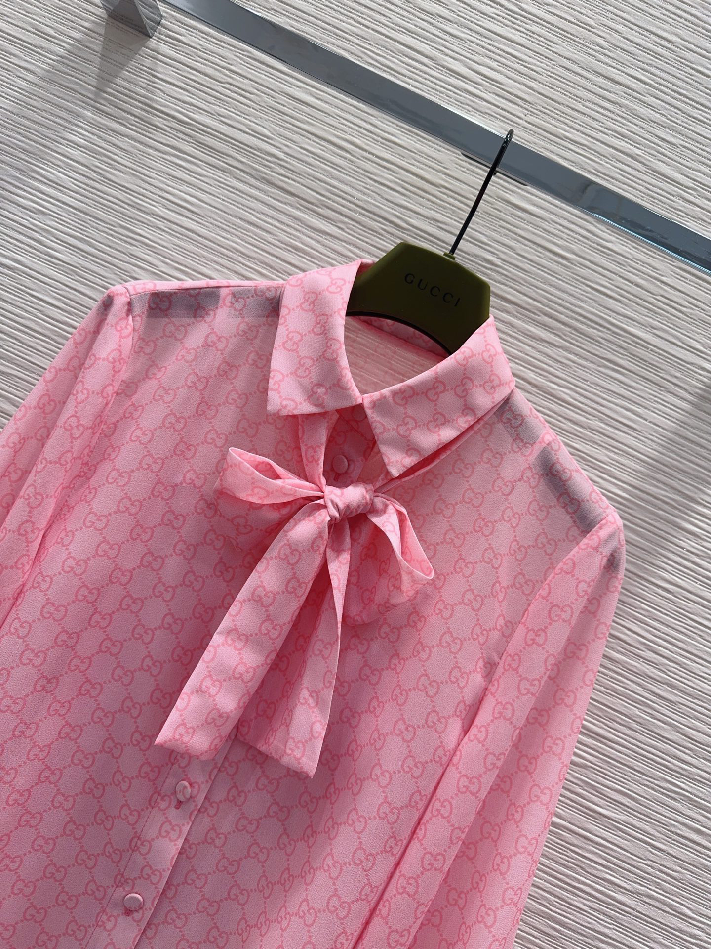[TOP] GUCCI Shirt + Skirt Set - Pink