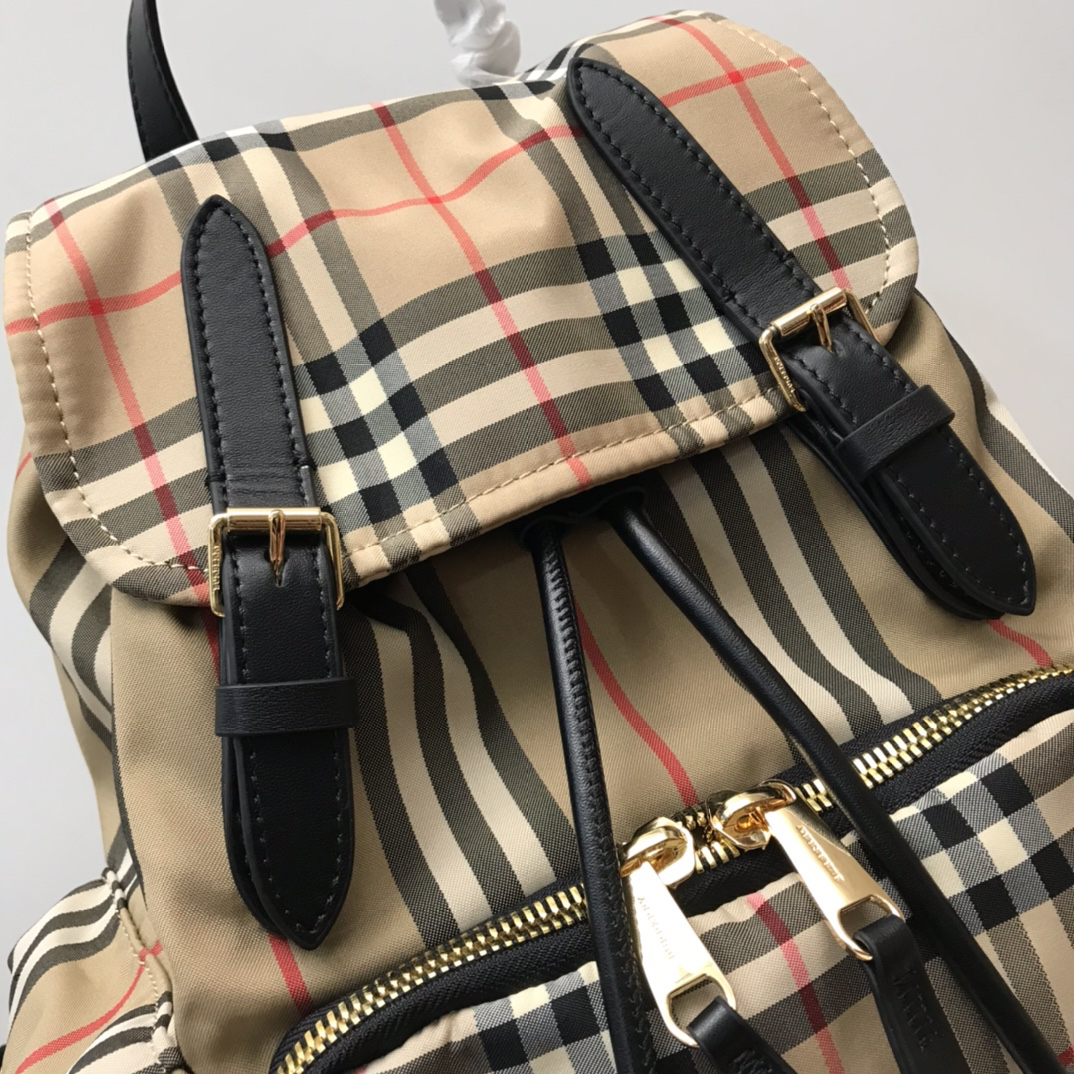 [TOP] BURBERRY Backpack 22x33x14cm - Khaki - 711 Luxury