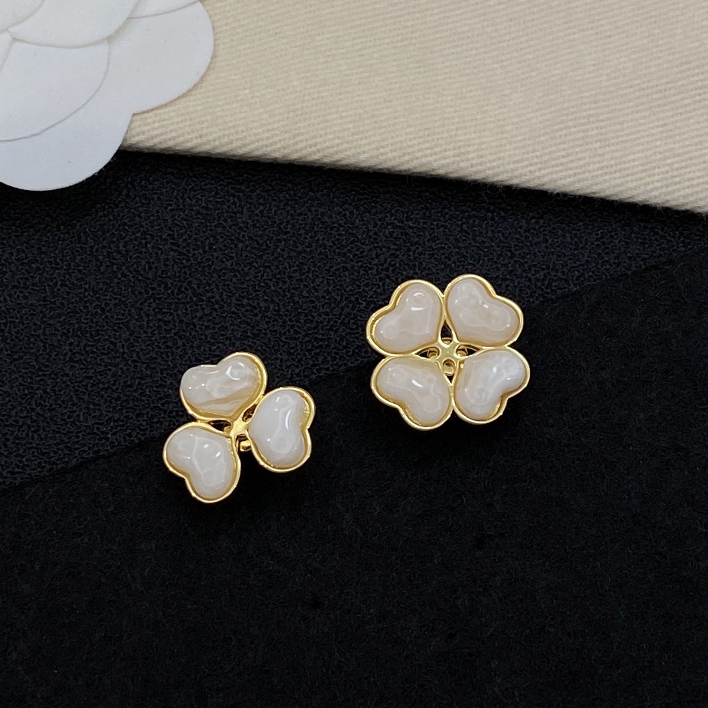[TOP] Christian Dior Earrings - Gold - 711 Luxury