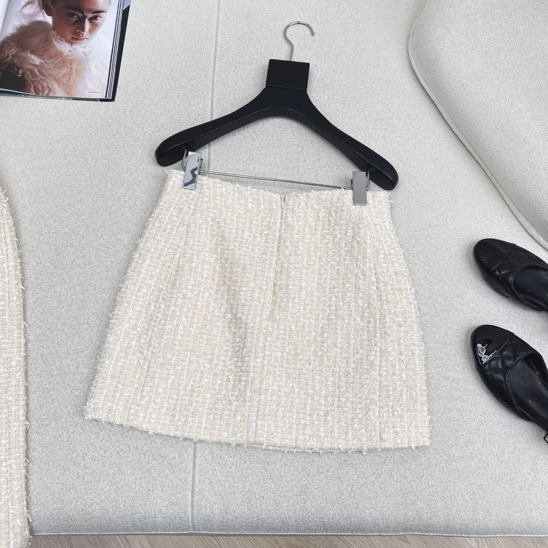 [TOP] CHANEL Dress - Beige