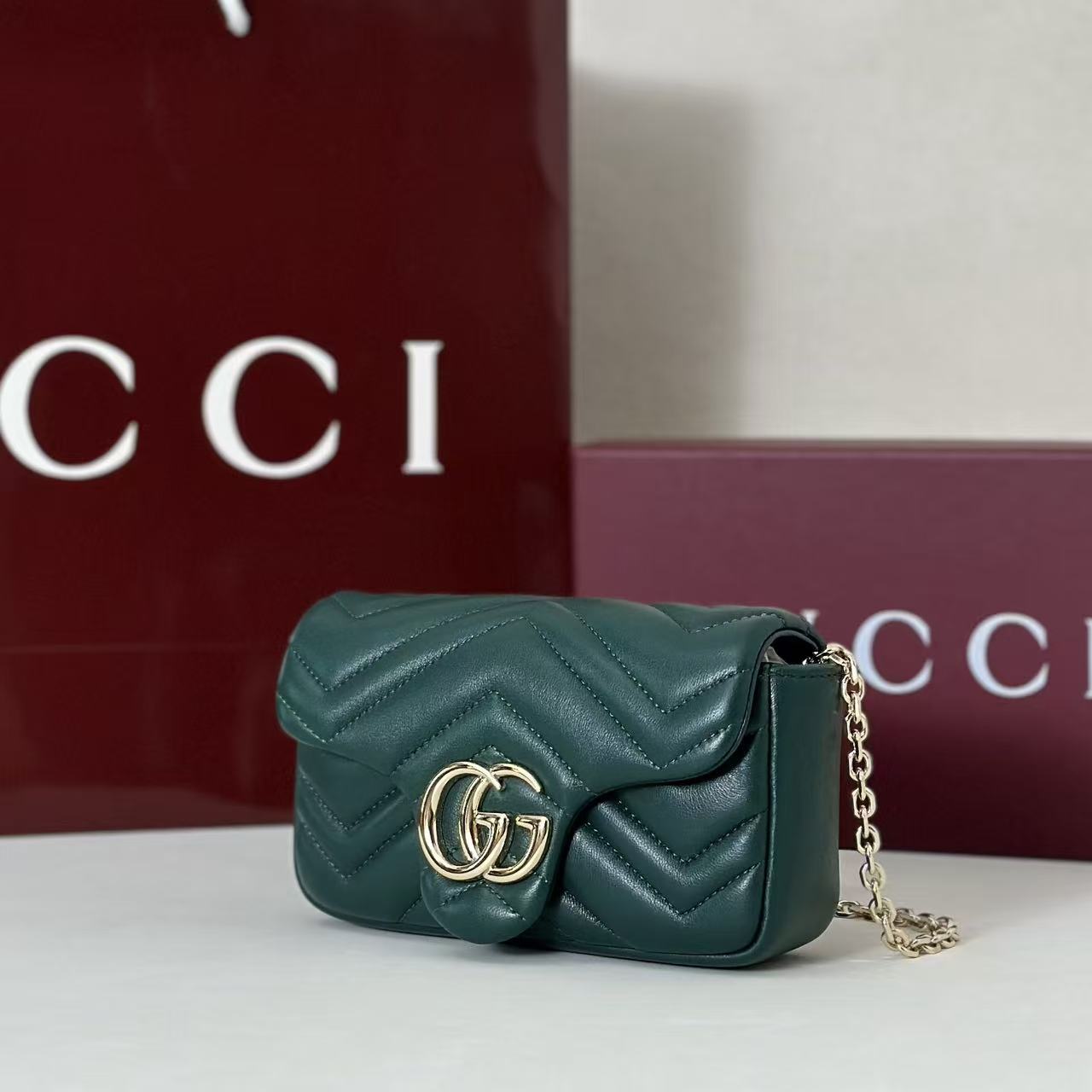 [TOP] GUCCI GG Marmont Bag 16.5 x 9.5 x 4.5 CM - Green - 711 Luxury