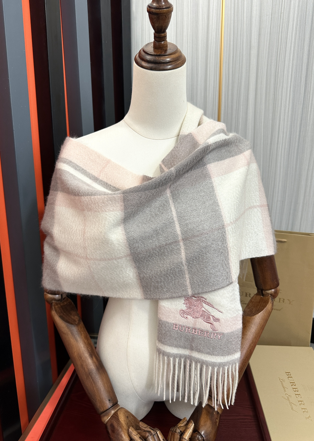 [TOP] BURBERRY Scarf 32 x 180 cm - Pink - 711 Luxury