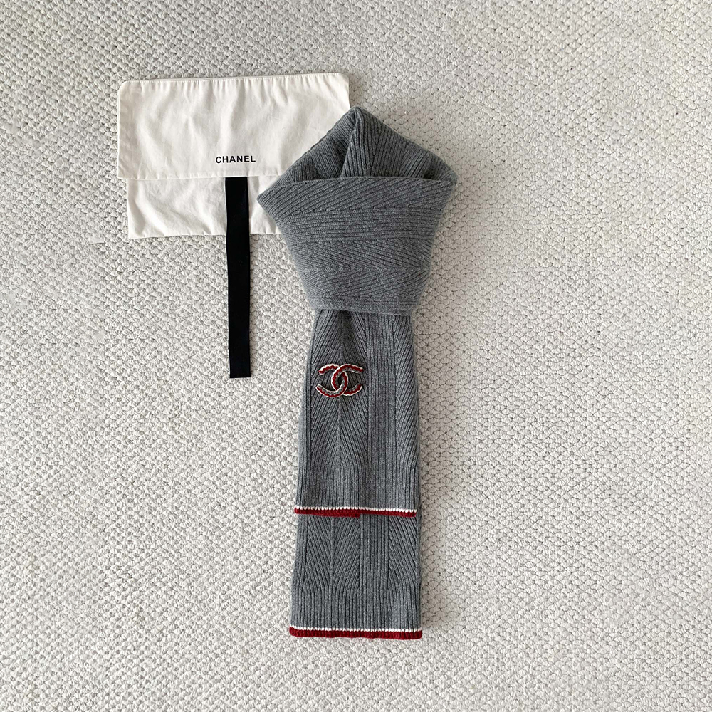 Chanel gray Scarf Chanel CC Cashmere Scarf Gray#388507 | Nigo Office