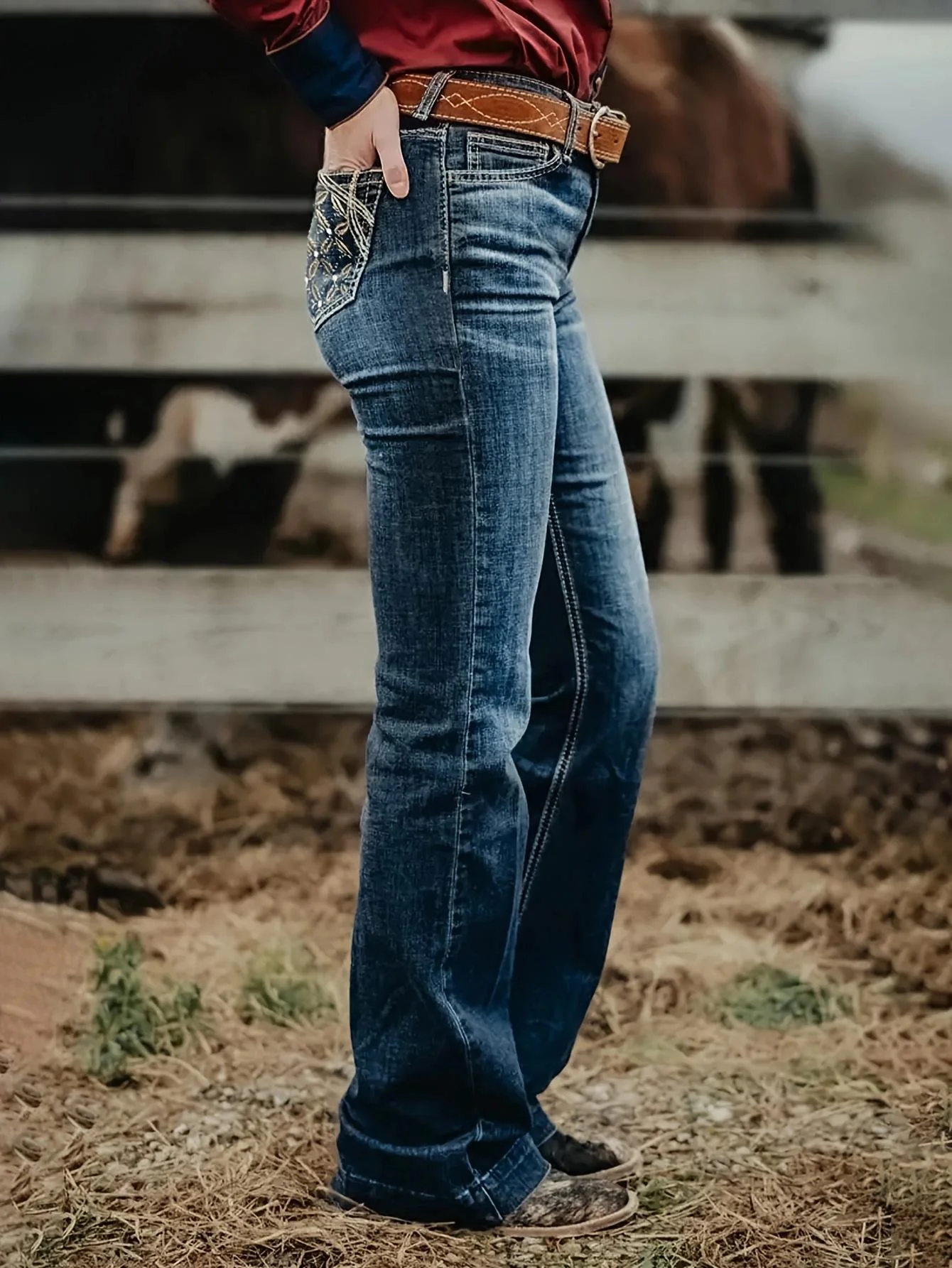 Ladies Washed Pocket Printed Casual Jeans