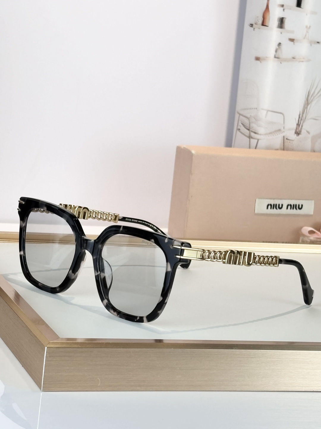 [TOP] Miu Miu Sunglasses - 4 Colors