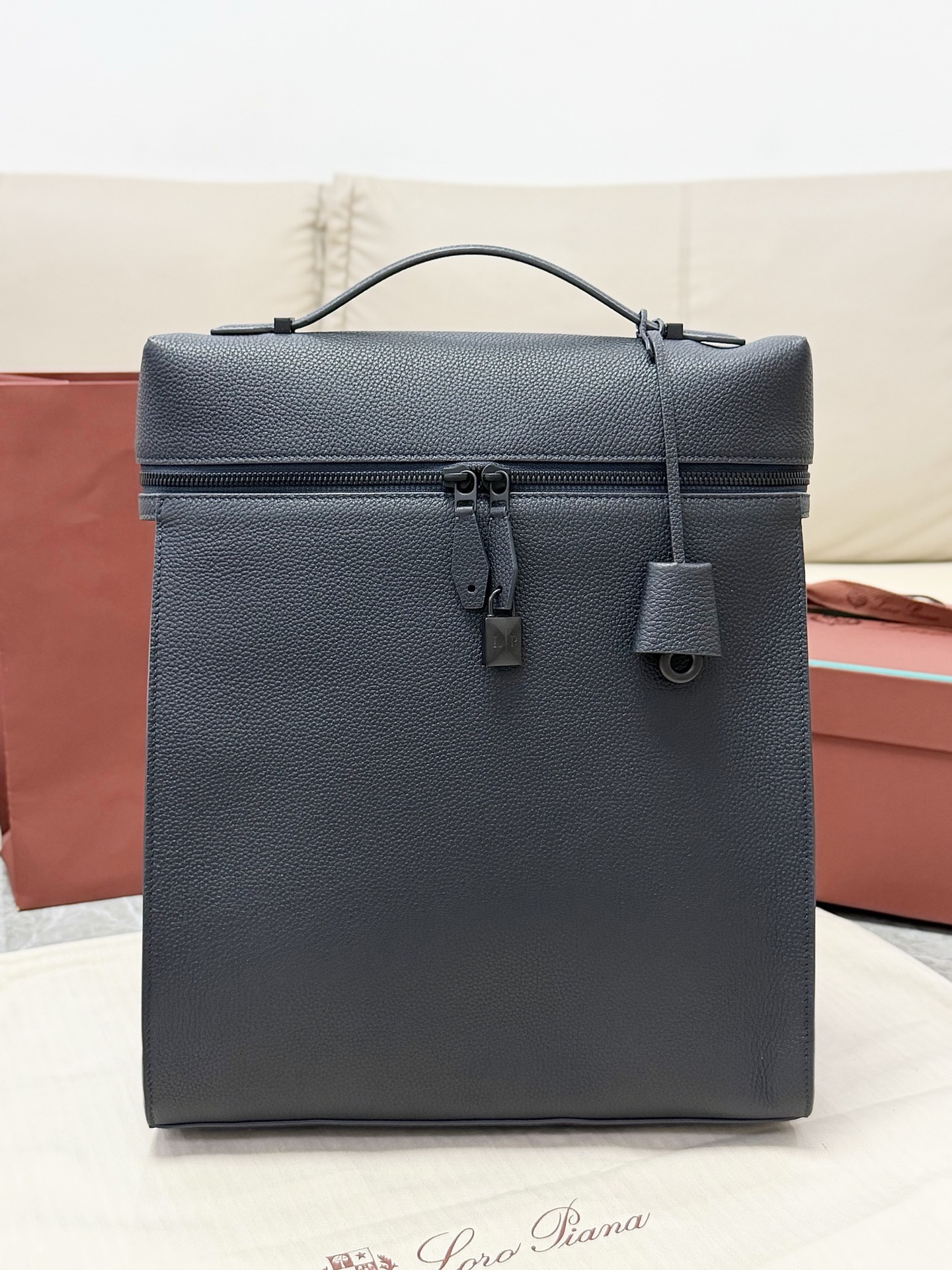 [TOP] Loro Piana Extra Bapa Bag Cowhide 30x34x10cm - Dark Blue - 711 Luxury