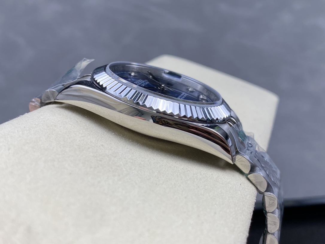 [TOP] ROLEX Men's Watch 41 mm - Blue