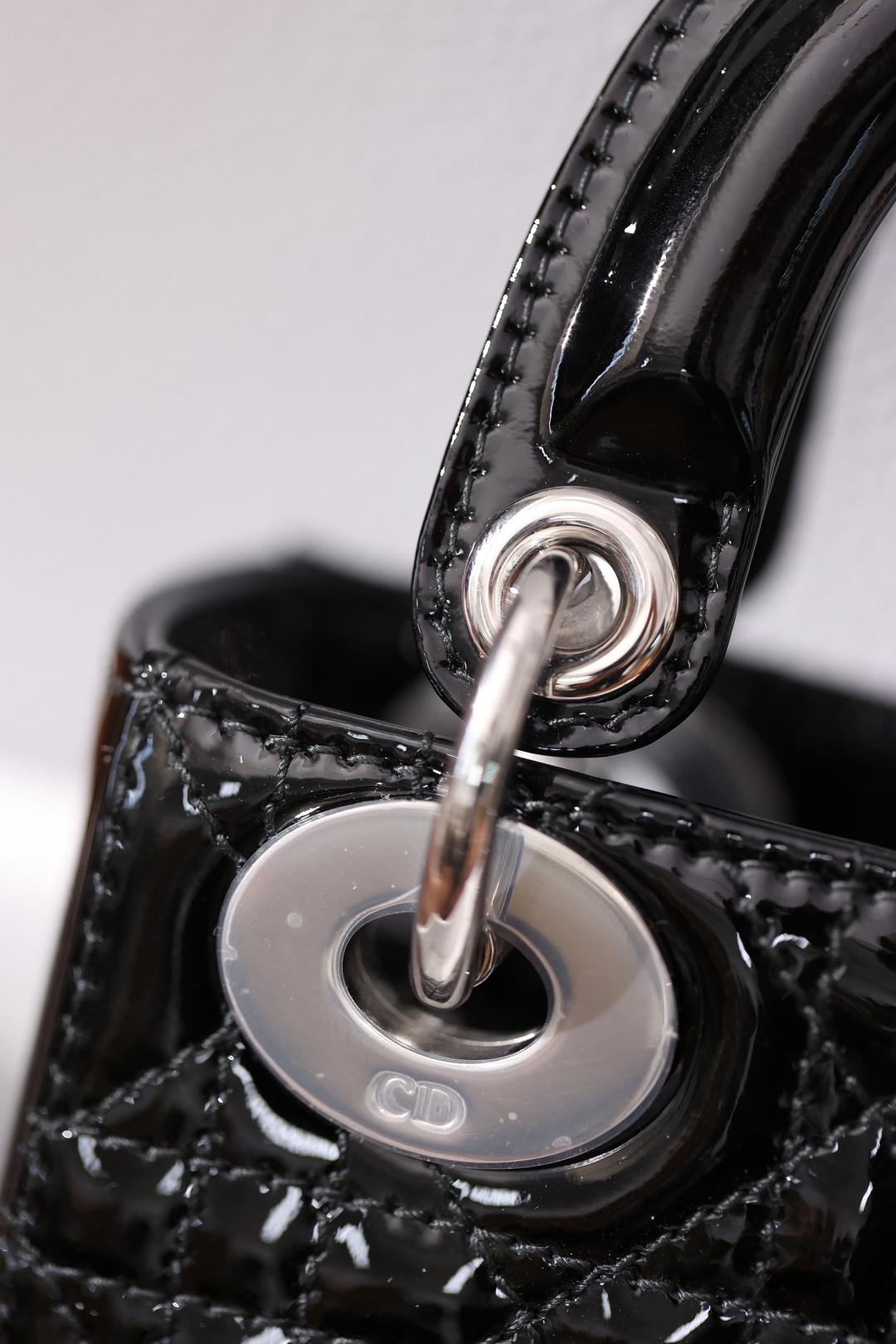 [TOP] Christian Dior Dior Lady Dior Bag Calfskin Patent 17x15x7cm - Black