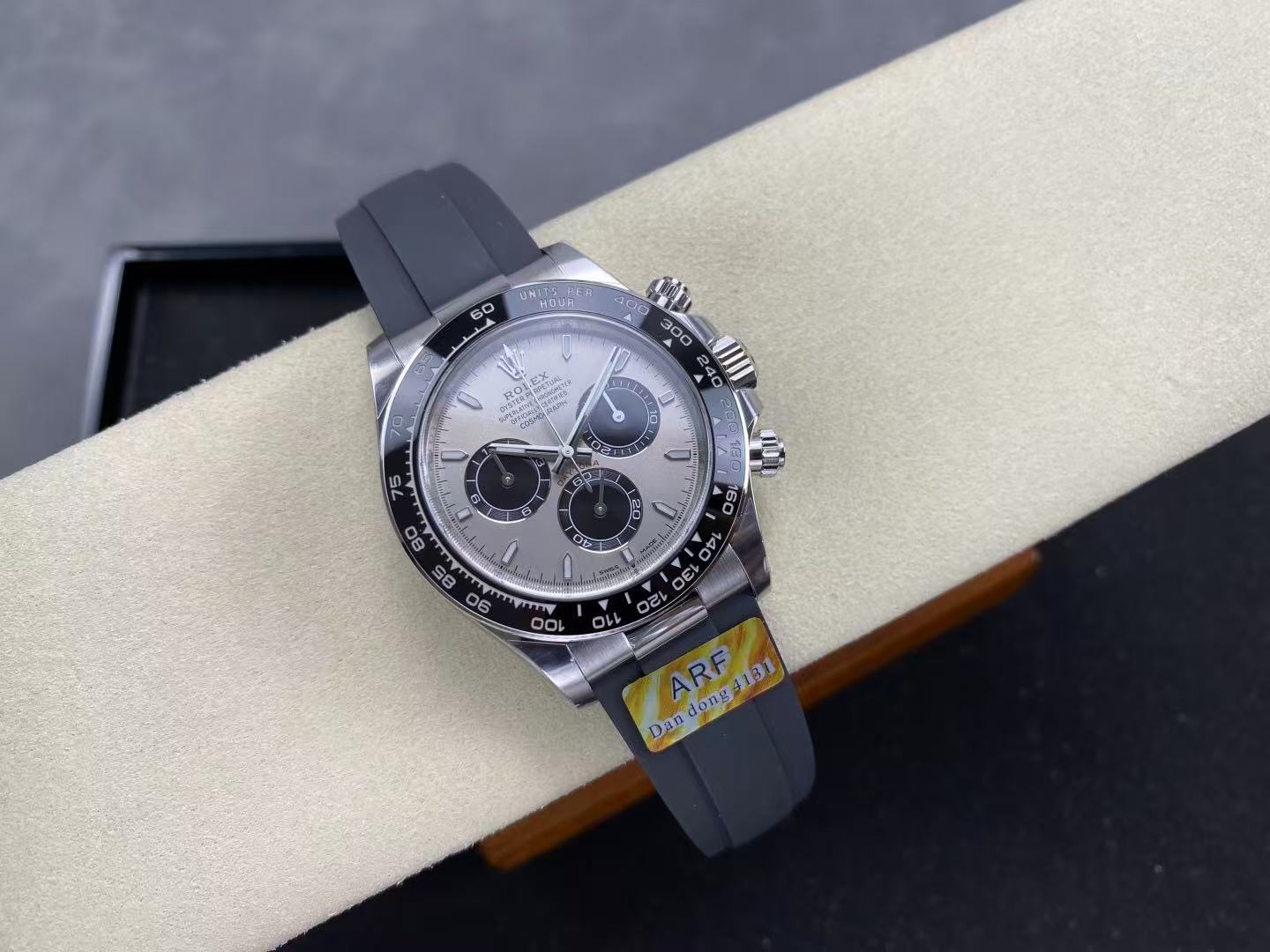 [TOP] ROLEX Watch - Black - 711 Luxury