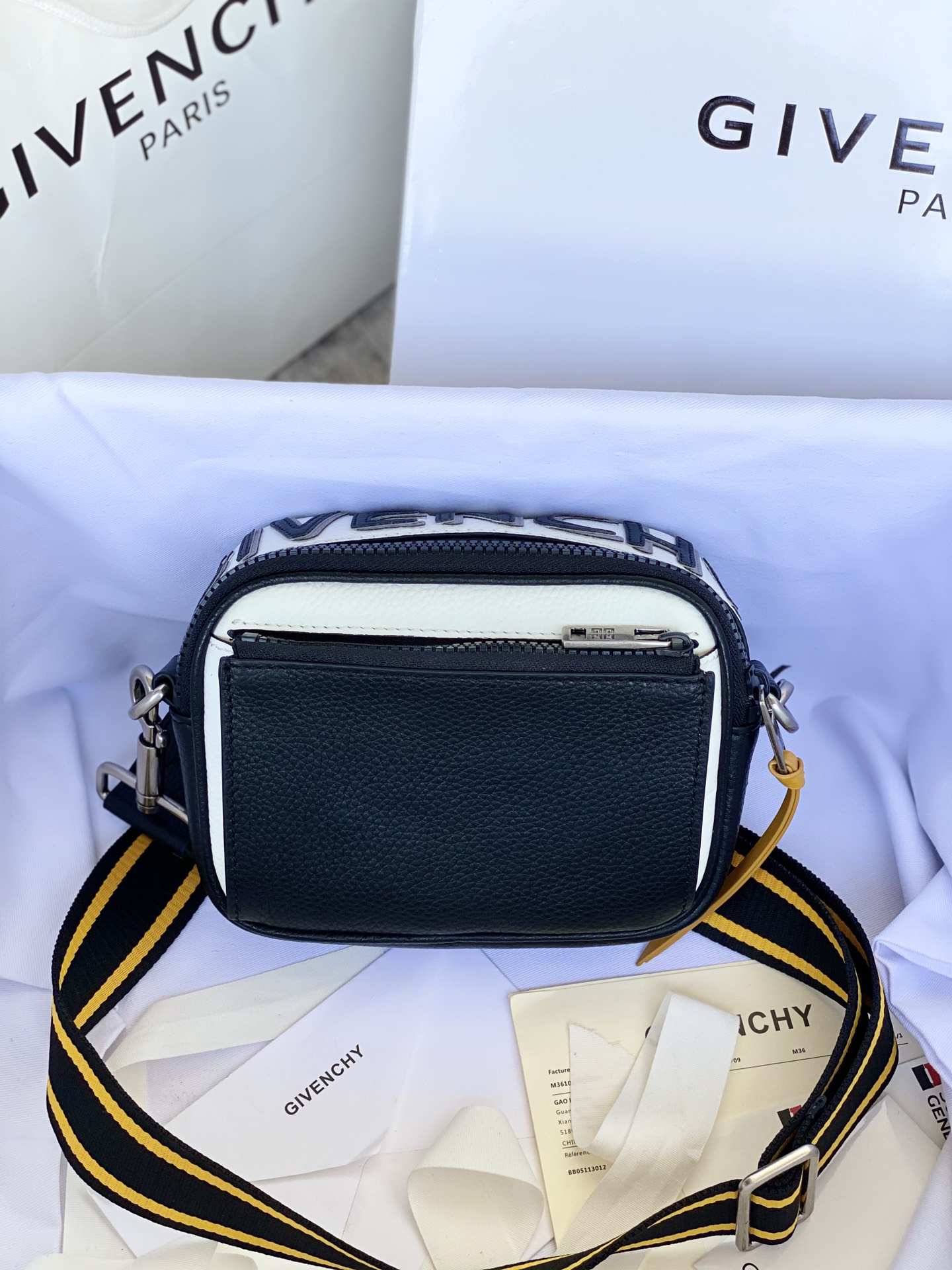 [TOP] GIVENCHY Crossbody Bag 16x11x8 cm - Black