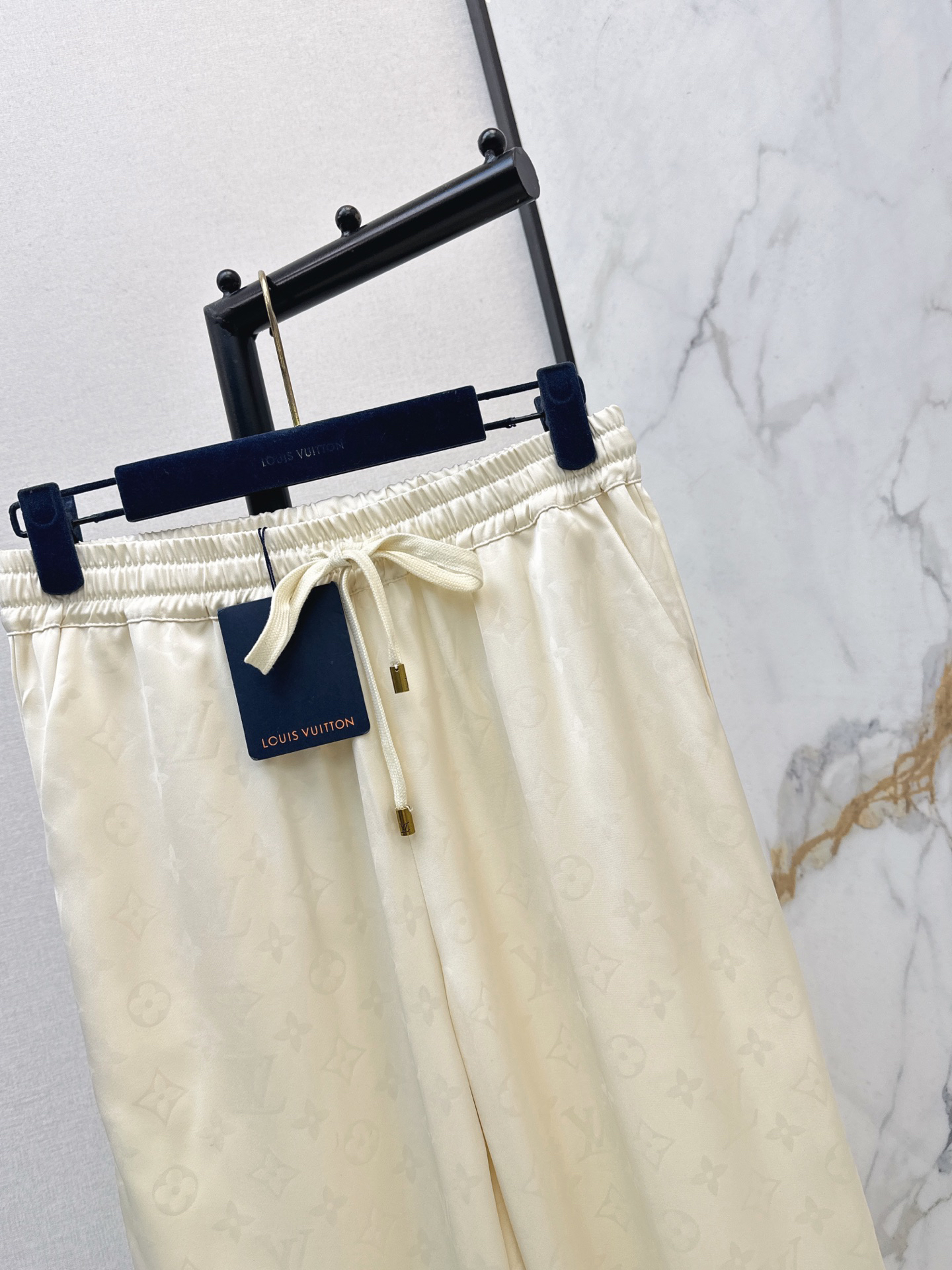 [TOP] Louis Vuitton LV Pants - White