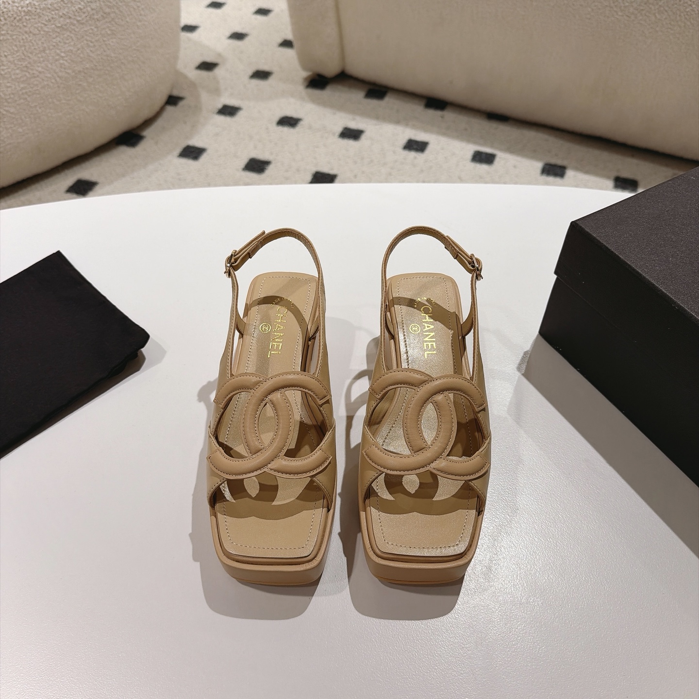 [TOP] CHANEL 7cm Thick Platform Wedge Sandals - Apricot - 711 Luxury