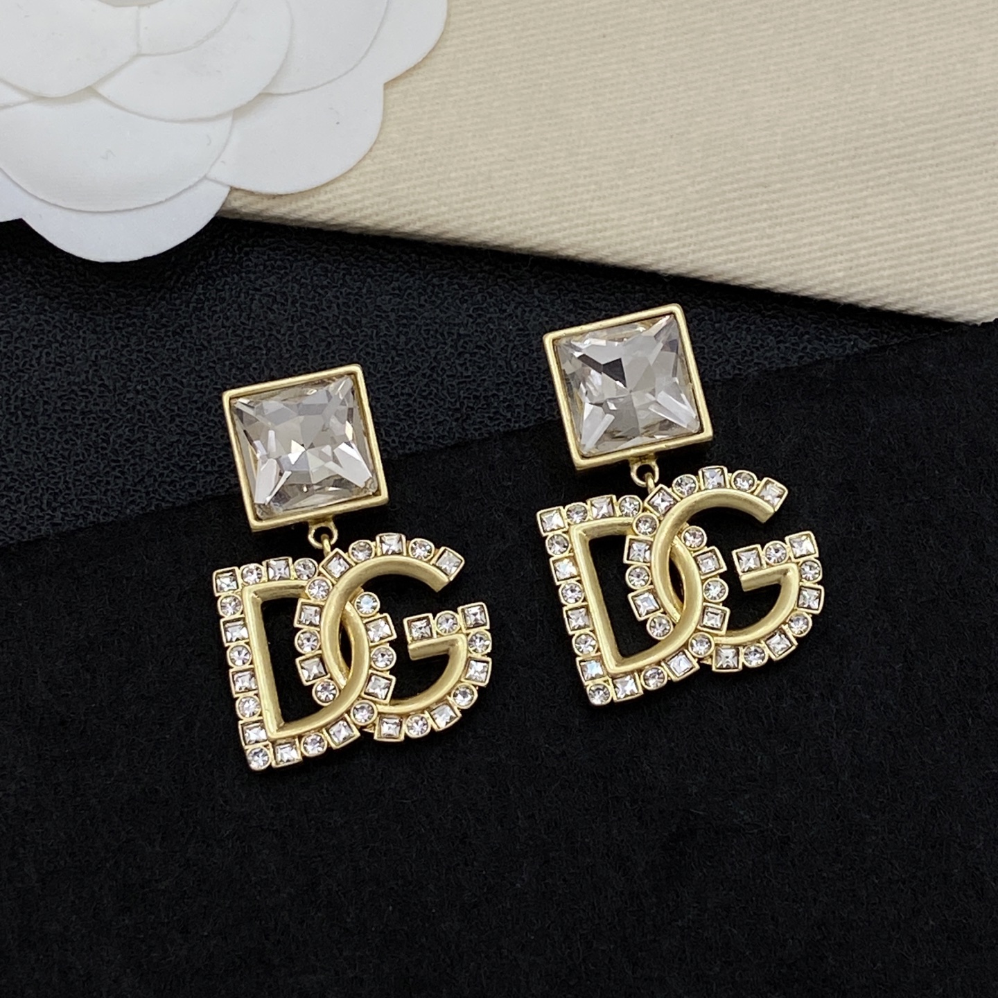 [TOP] Dolce & Gabbana D&G Earrings - 2 Color - 711 Luxury