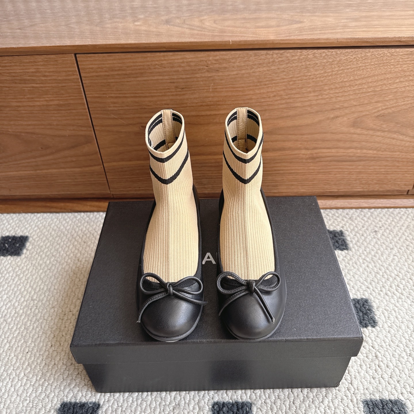 [TOP] CHANEL Knitted & Lambskin Boots - Beige - 711 Luxury