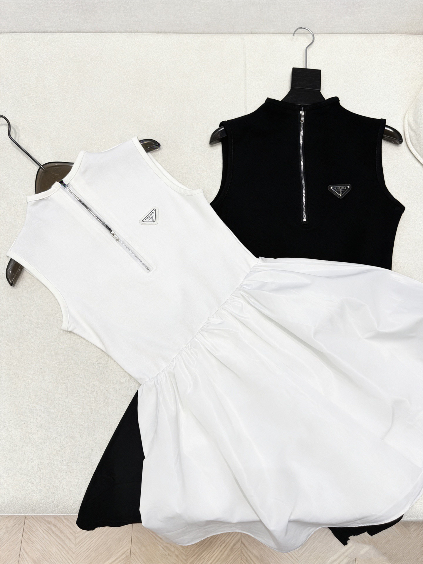 [TOP] PRADA Dress - 2 Color