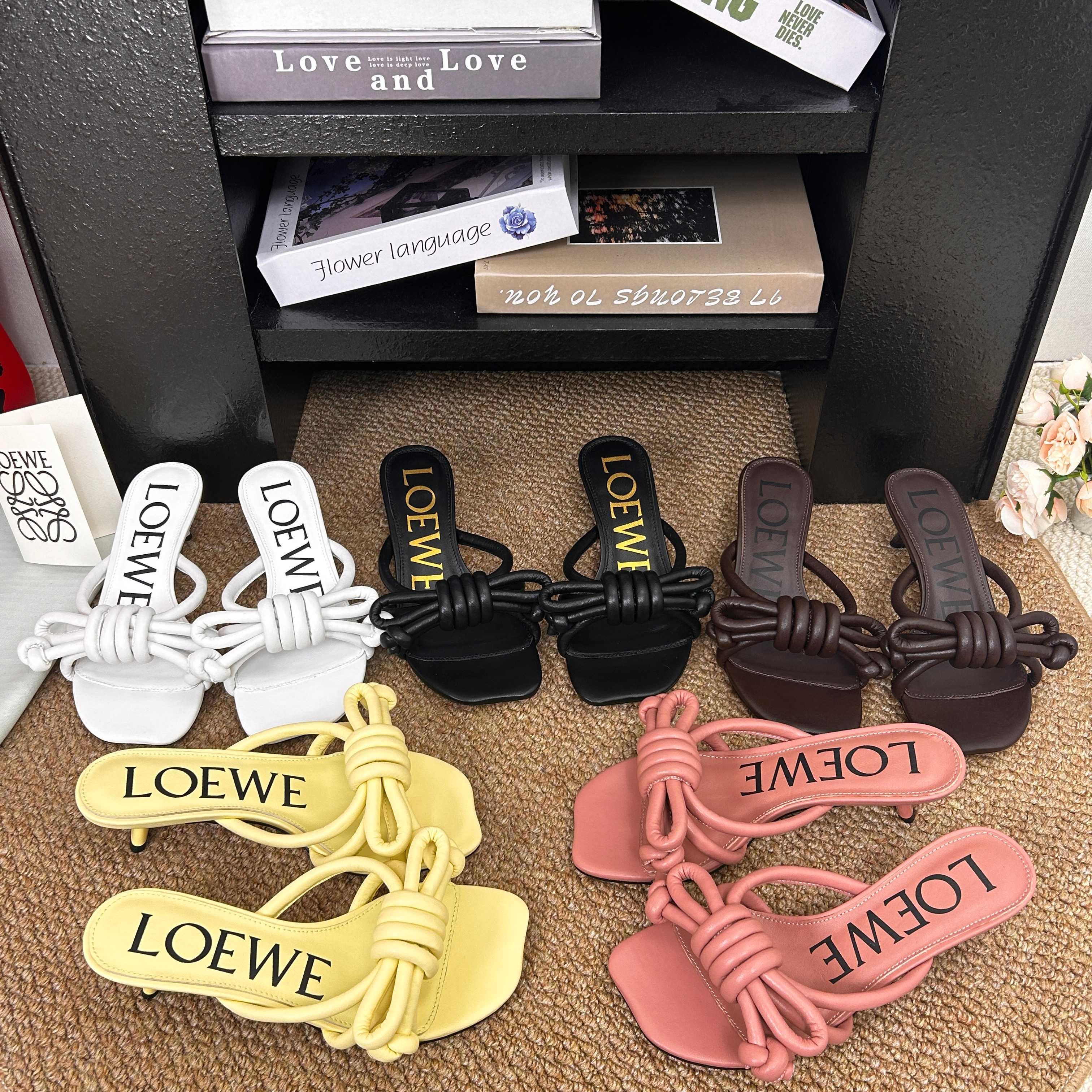 [TOP] LOEWE Slippers - 5 Color