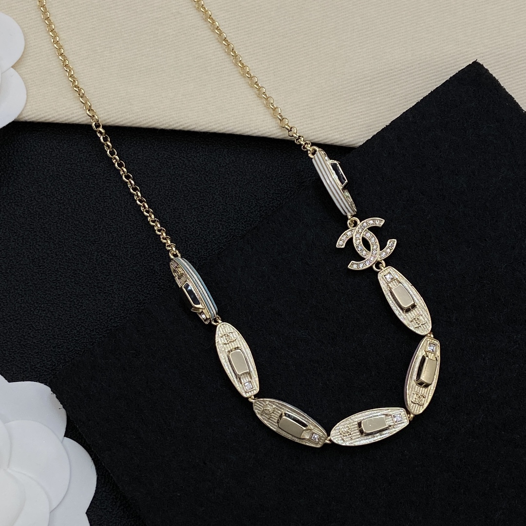 [TOP] CHANEL Necklace - Gold