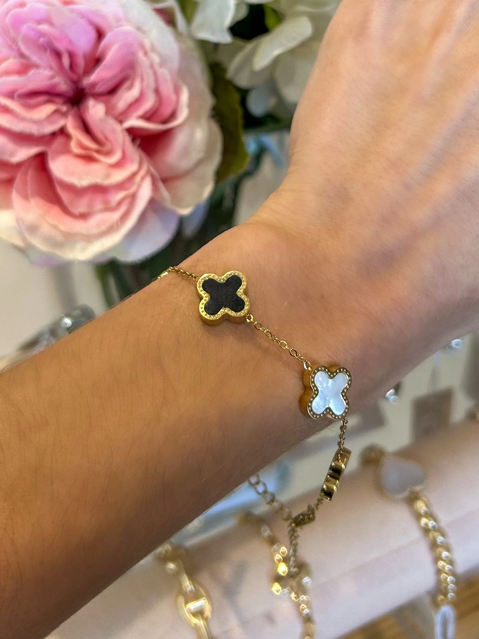 Black & White 5 Leaf Clover Multi Bracelet