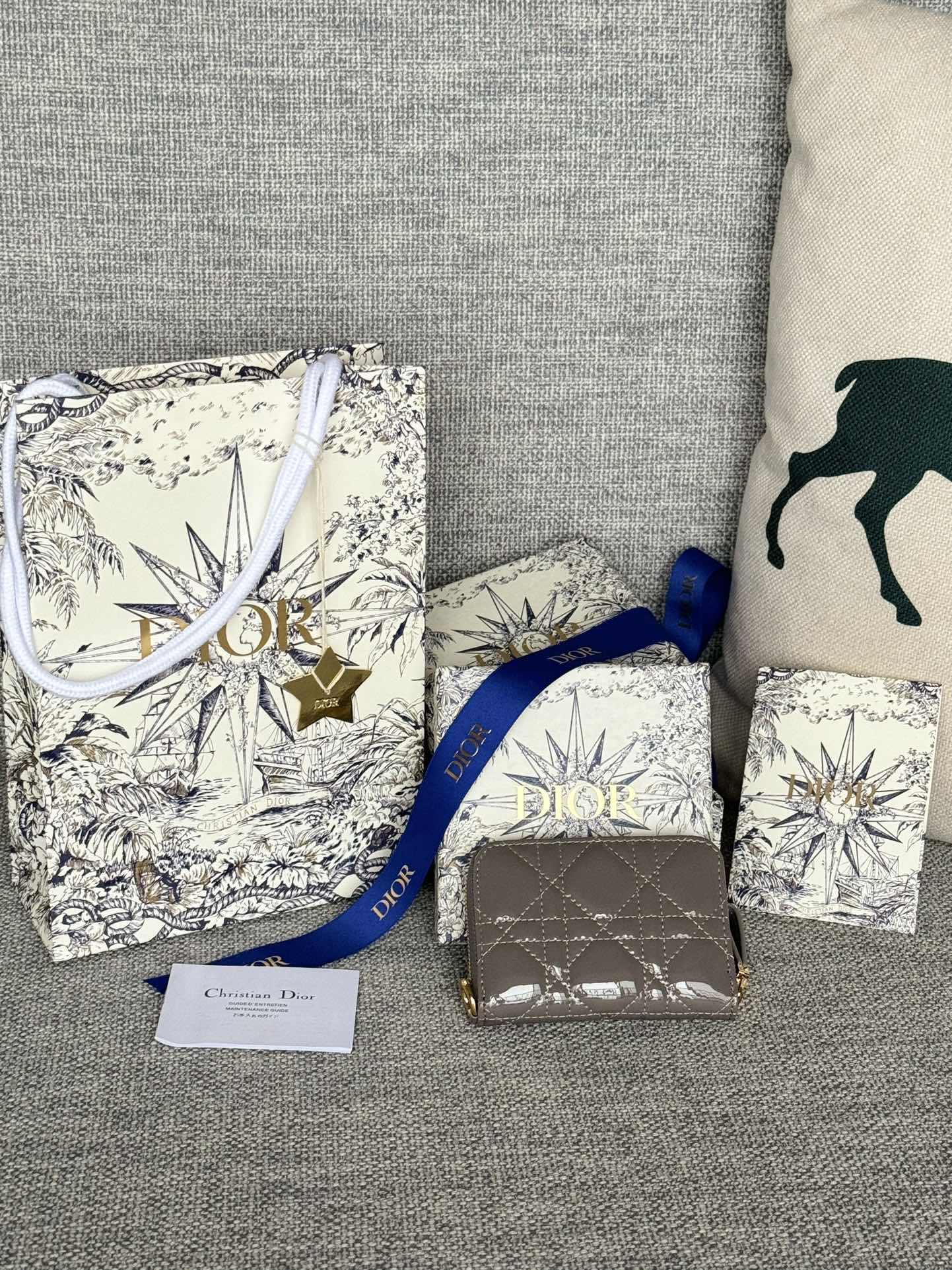 [TOP] Christian Dior Caro Card Holder 9x11cm - Gray - 711 Luxury