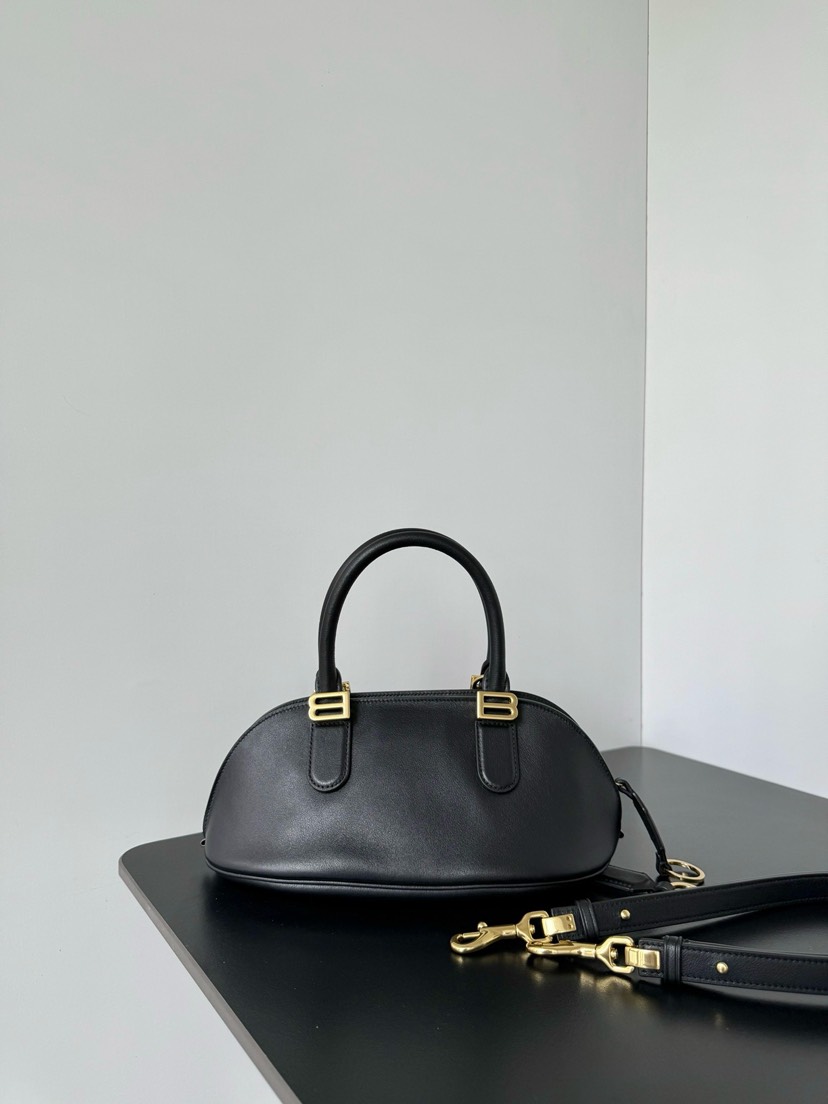 [TOP] BALENCIAGA Bolero Bag 30x13.5x10cm - Black & GHW - 711 Luxury