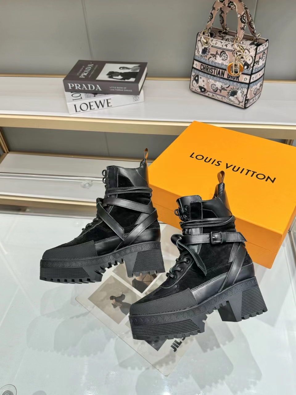 [TOP] Louis Vuitton LV Boots - Black - 711 Luxury