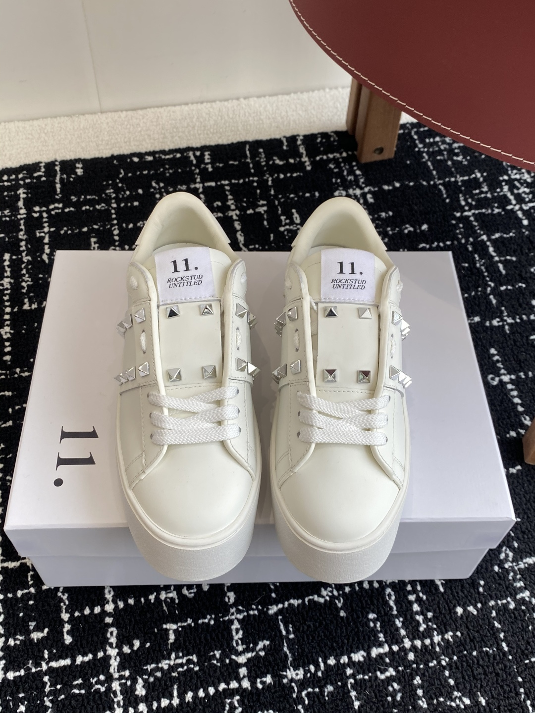 [TOP] VALENTINO Sneaker  - White - 711 Luxury