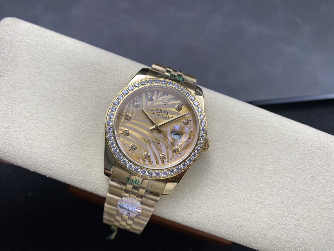 [TOP] ROLEX Men's Watch 41 mm - Gold