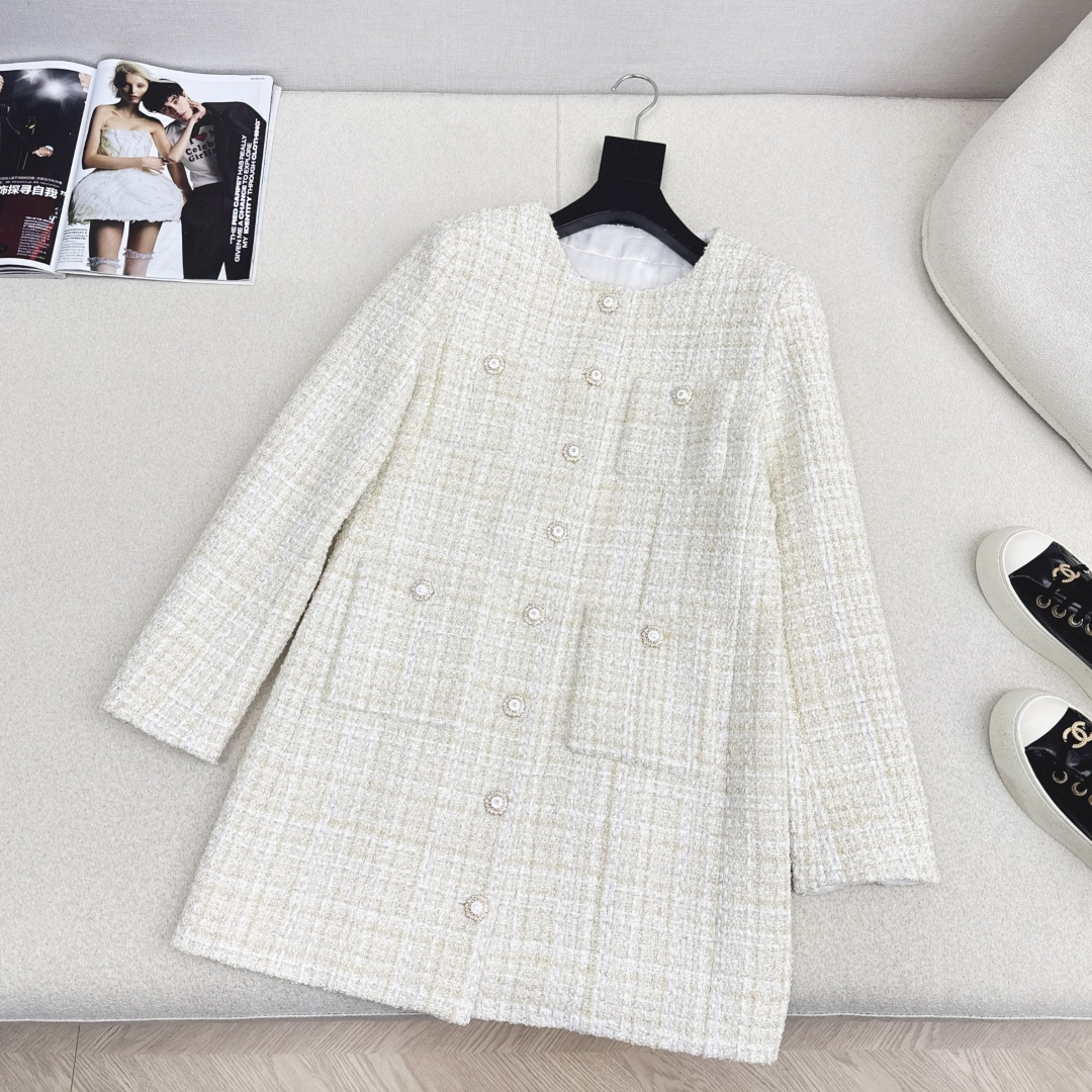 [TOP] CHANEL Jacket - Beige