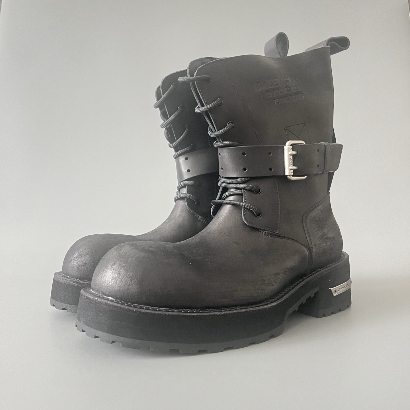Balenciaga Shoes Balenciaga Venom Lace-up Bootie #395328 View 2 | Nigo Office