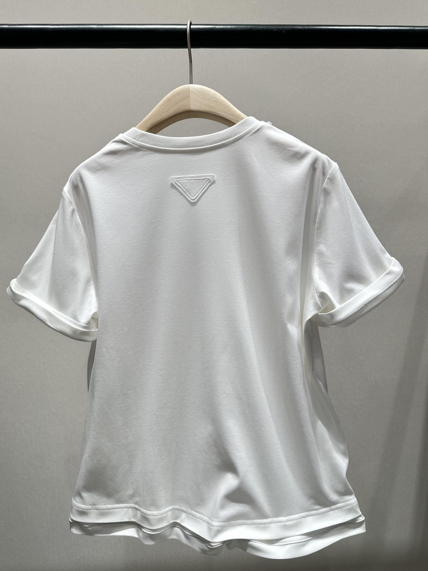 [TOP] PRADA  T-shirt -2 Colors