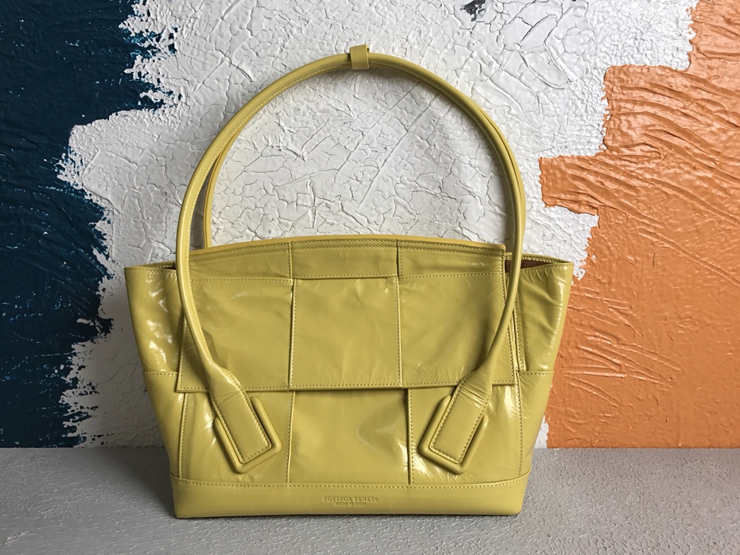 [TOP] Bottega Veneta BV Arco Bag Wax Leather 48x33x11cm - Yellow - 711 Luxury