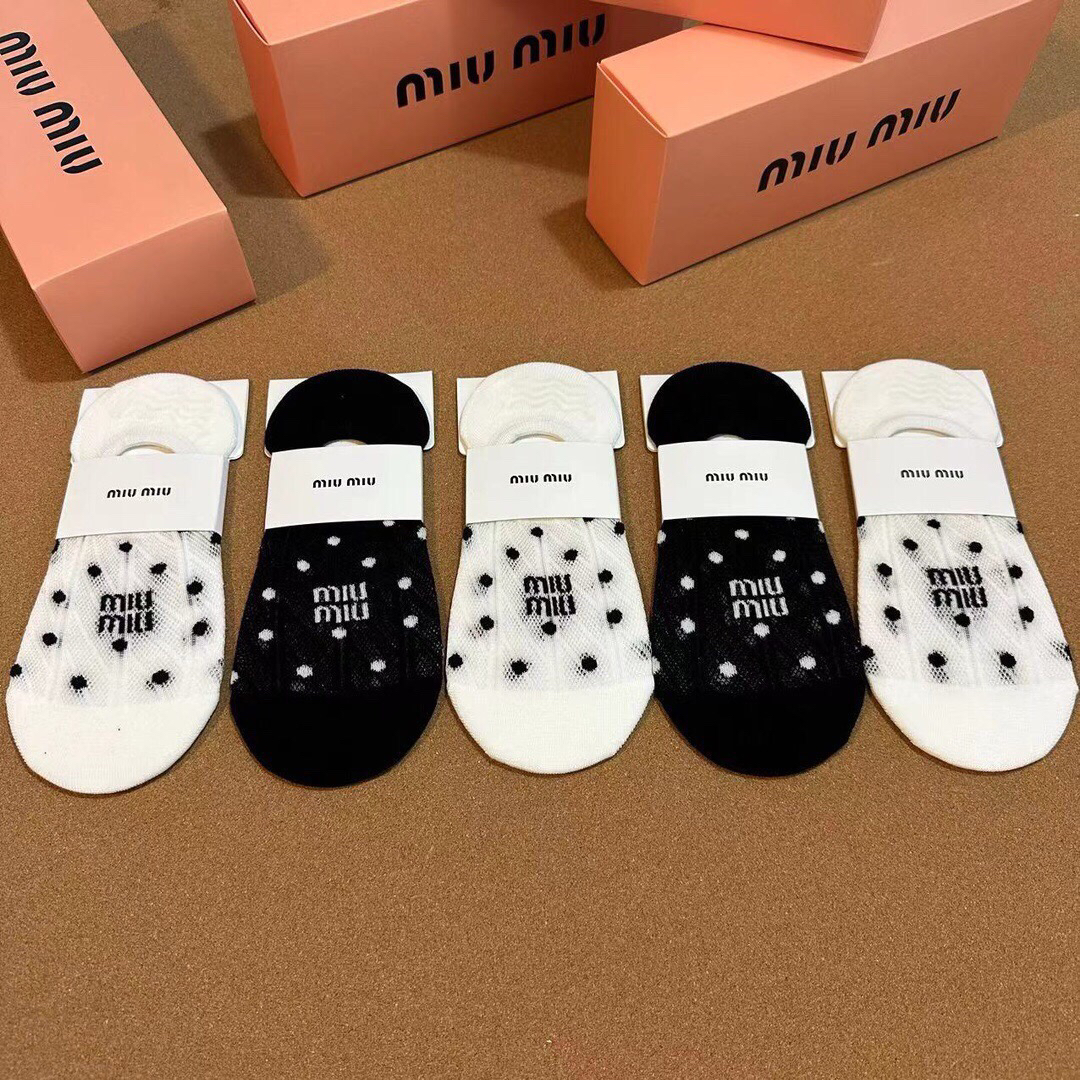 [TOP] Miu Miu Socks - 5 Pieces as a Set - 711 Luxury