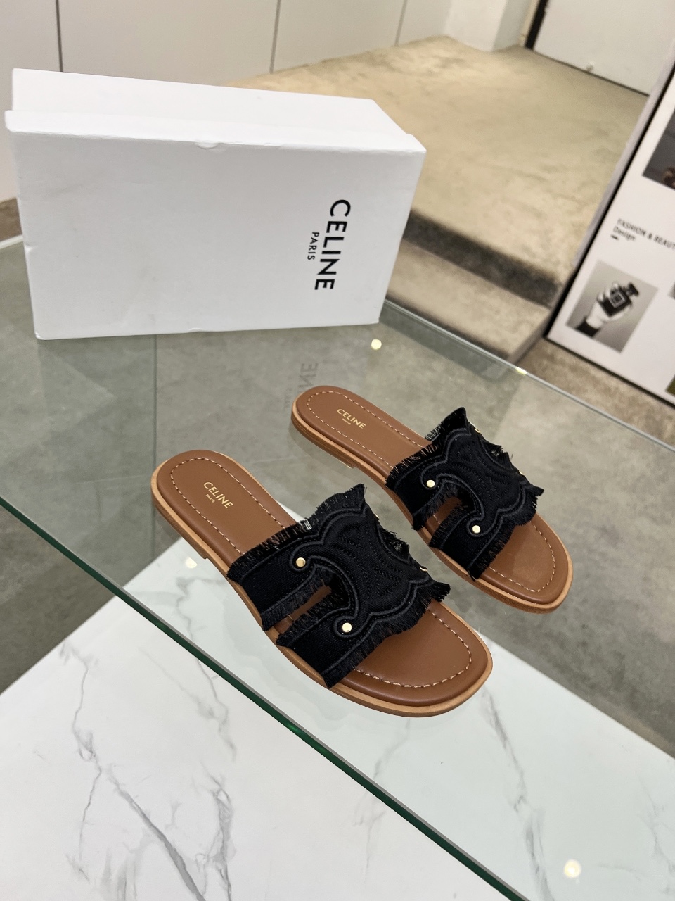 [TOP] CELINE Slippers - Black - 711 Luxury