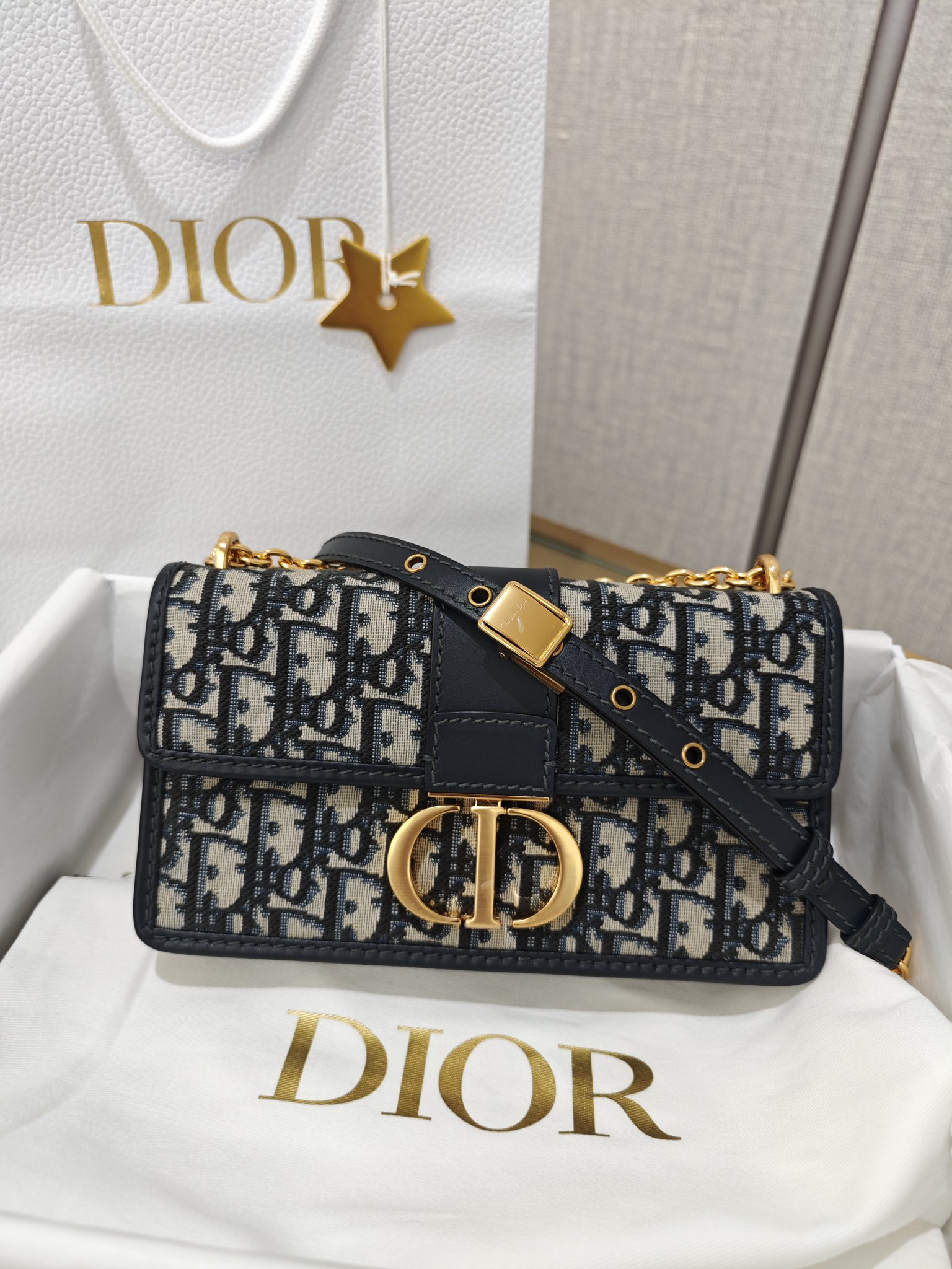 [TOP] Christian Dior Montaigne Bag 21x12x6cm - Navy Blue - 711 Luxury