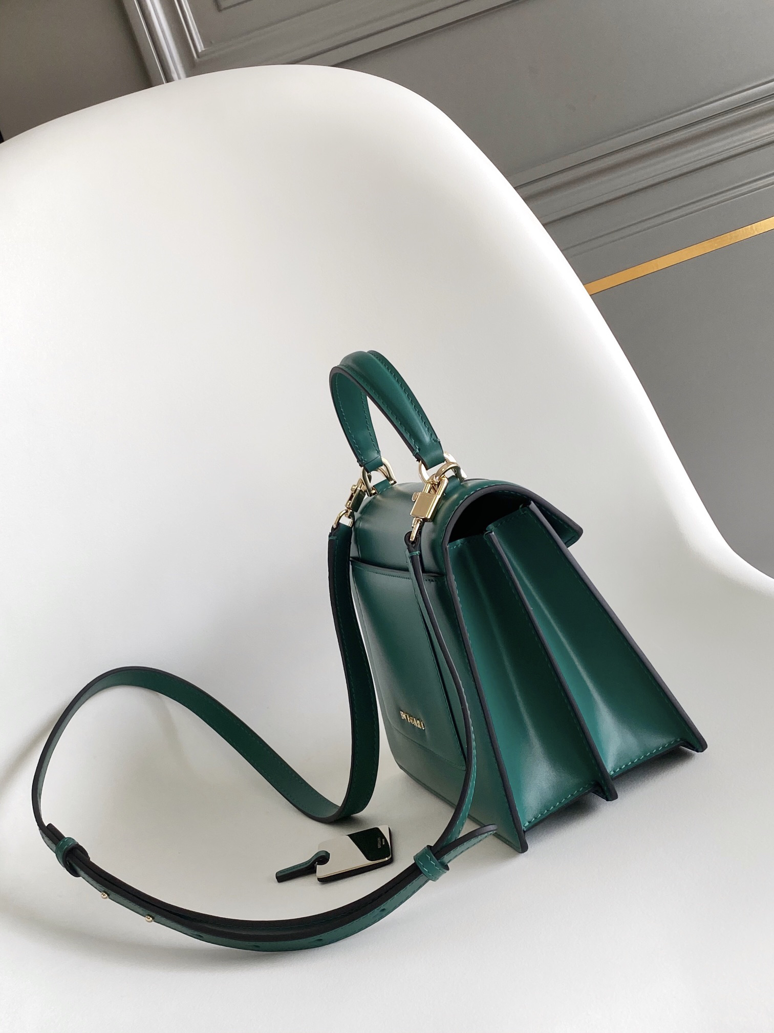 [TOP] BVLGARI Serpenti Forever Bag Calfskin 20.5x15x9cm - Green
