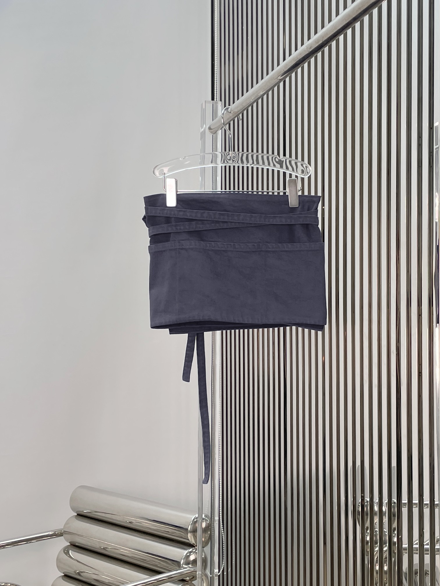 [TOP] Miu Miu Skirt - Navy Blue - 711 Luxury