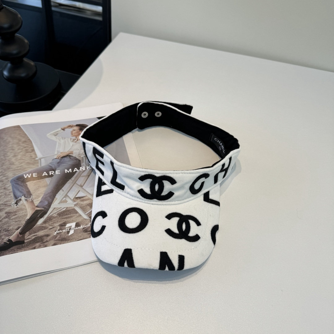[TOP] CHANEL Hat - White - 711 Luxury