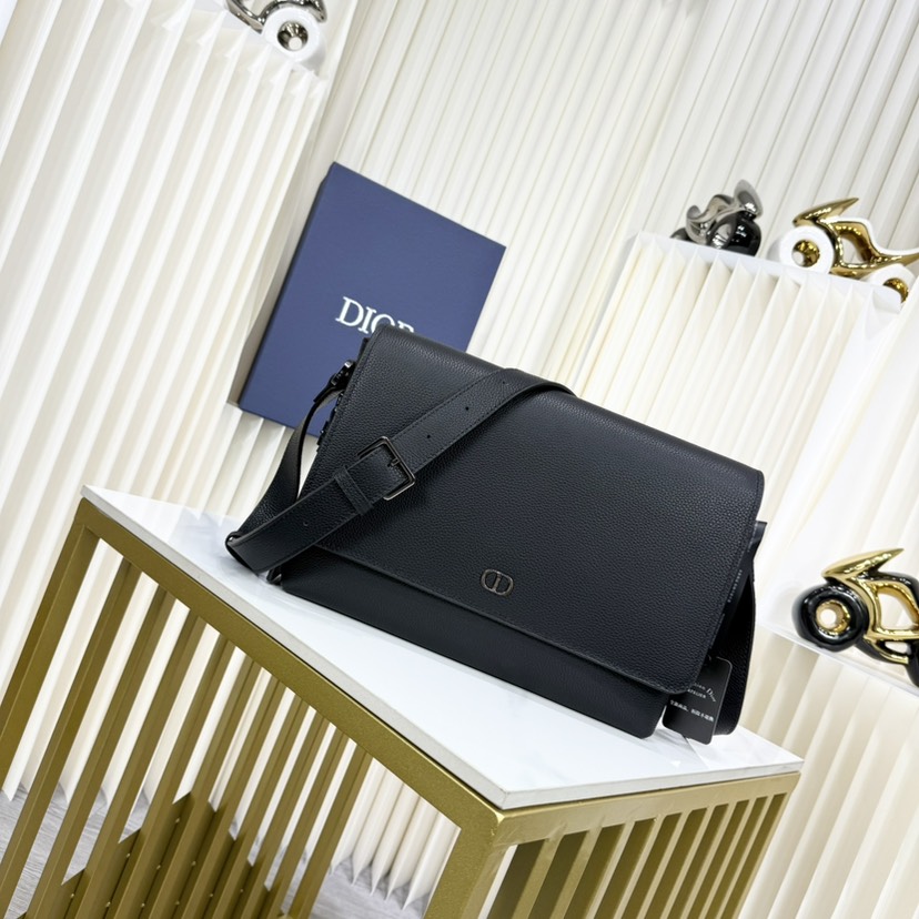 [TOP] Christian Dior Men's CD Icon Bag 32 x 23 x 9 cm - Black - 711 Luxury